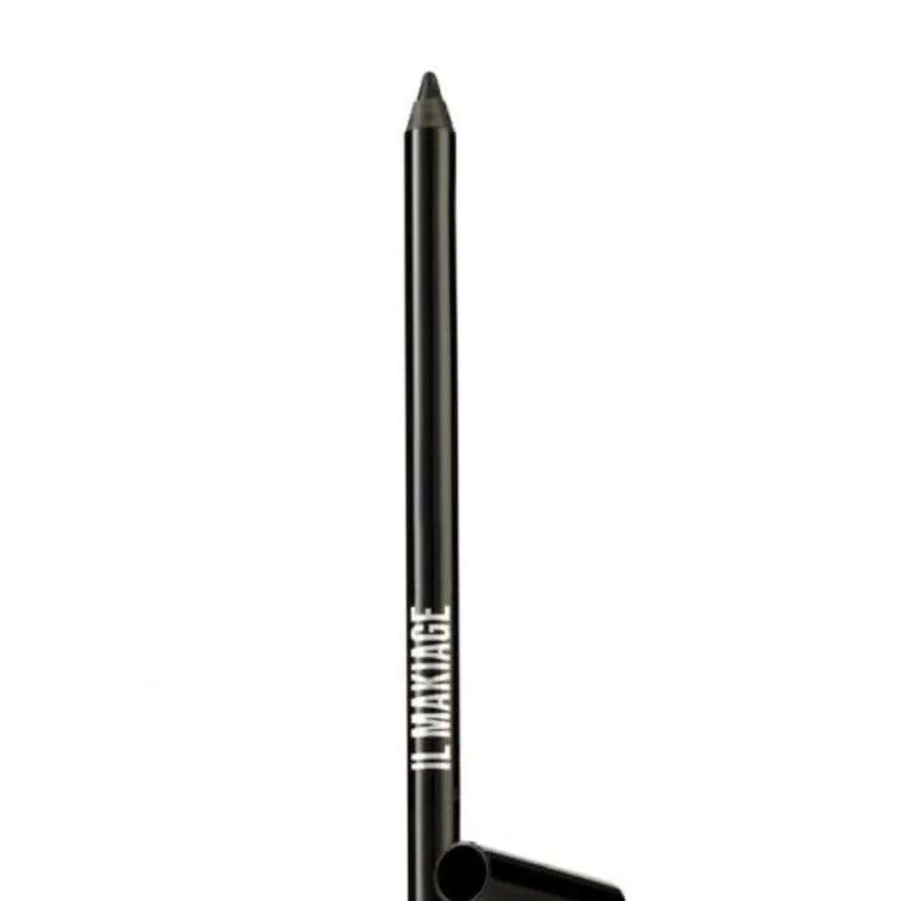 IL Makiage Long Wear Eye Pencil Batman